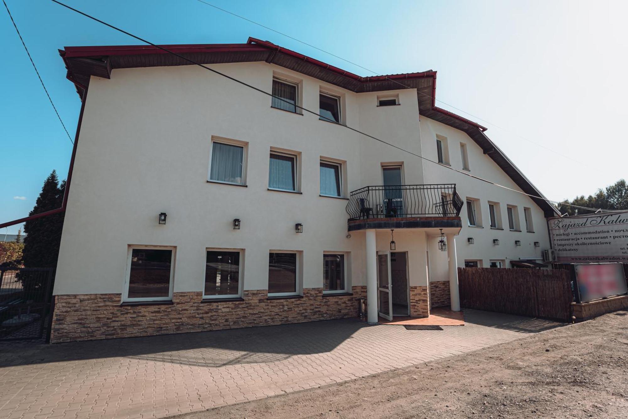Hotel Kalwados Radzymin Exterior foto